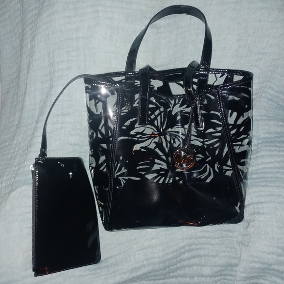 Michael Kors Handbags - Michael Kors PVC Black and Clear Tropical Bag w/ wallet